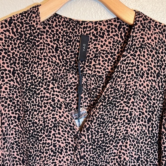 Nwt Leopard Print Long Sleeve Dress - Picture 2 of 15